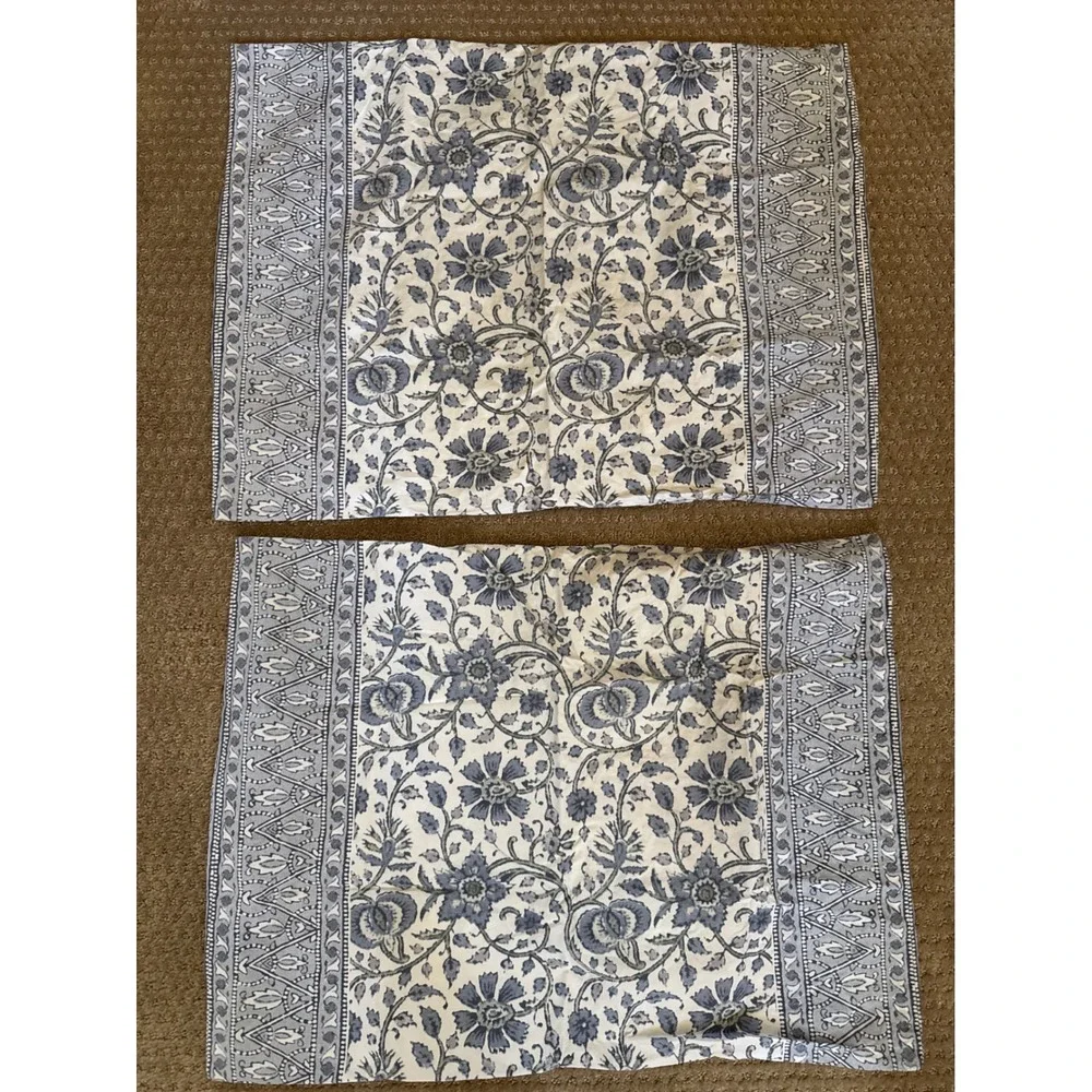 PB Dorm Pottery Barn Blue White Floral Organic Cotton Standard Pillow Shams-2